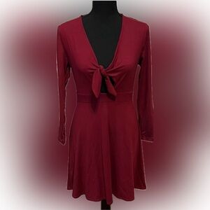 Stilettos cute casual long sleeve dress Small NWT